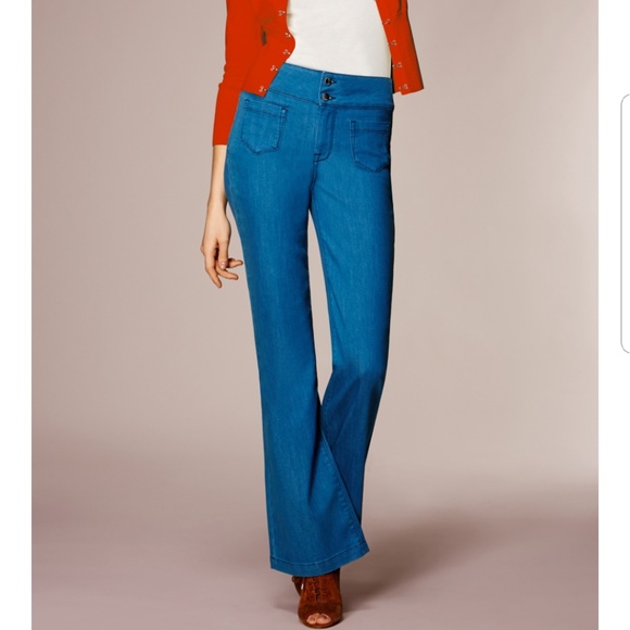 Karen Millen Denim - 🆕️Karen Millen high waisted flared jeans